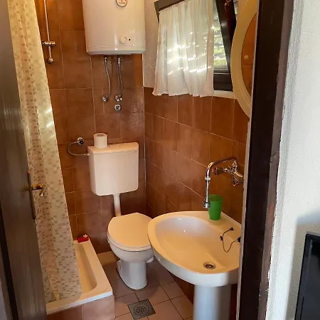 Ficurin Apartment Starigrad Paklenica