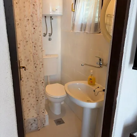 Ficurin Apartament *