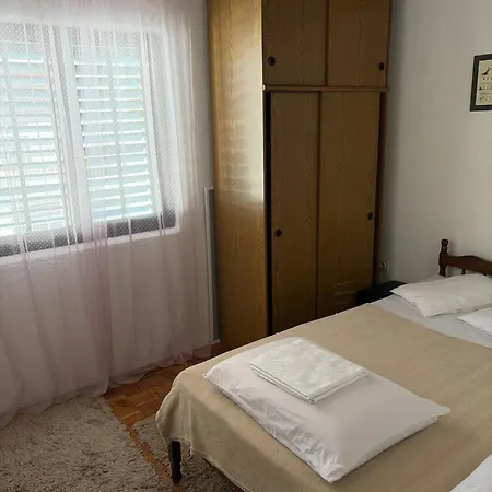 Ficurin Apartament Starigrad Paklenica